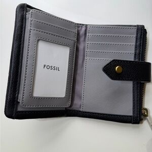 Fossil Black and Light Gray Bifold Wallet with Old English Bronze Snap
